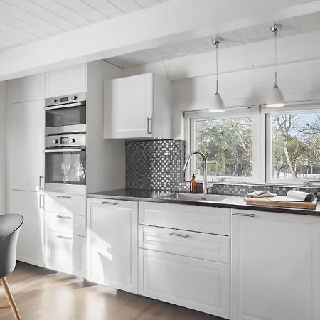 Four-bedroom With A Fireplace In Casa vacanze Toftum (Syddanmark)
